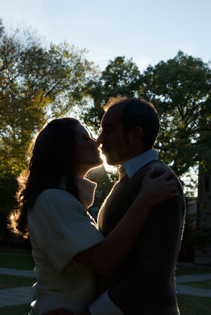 shillouette kiss